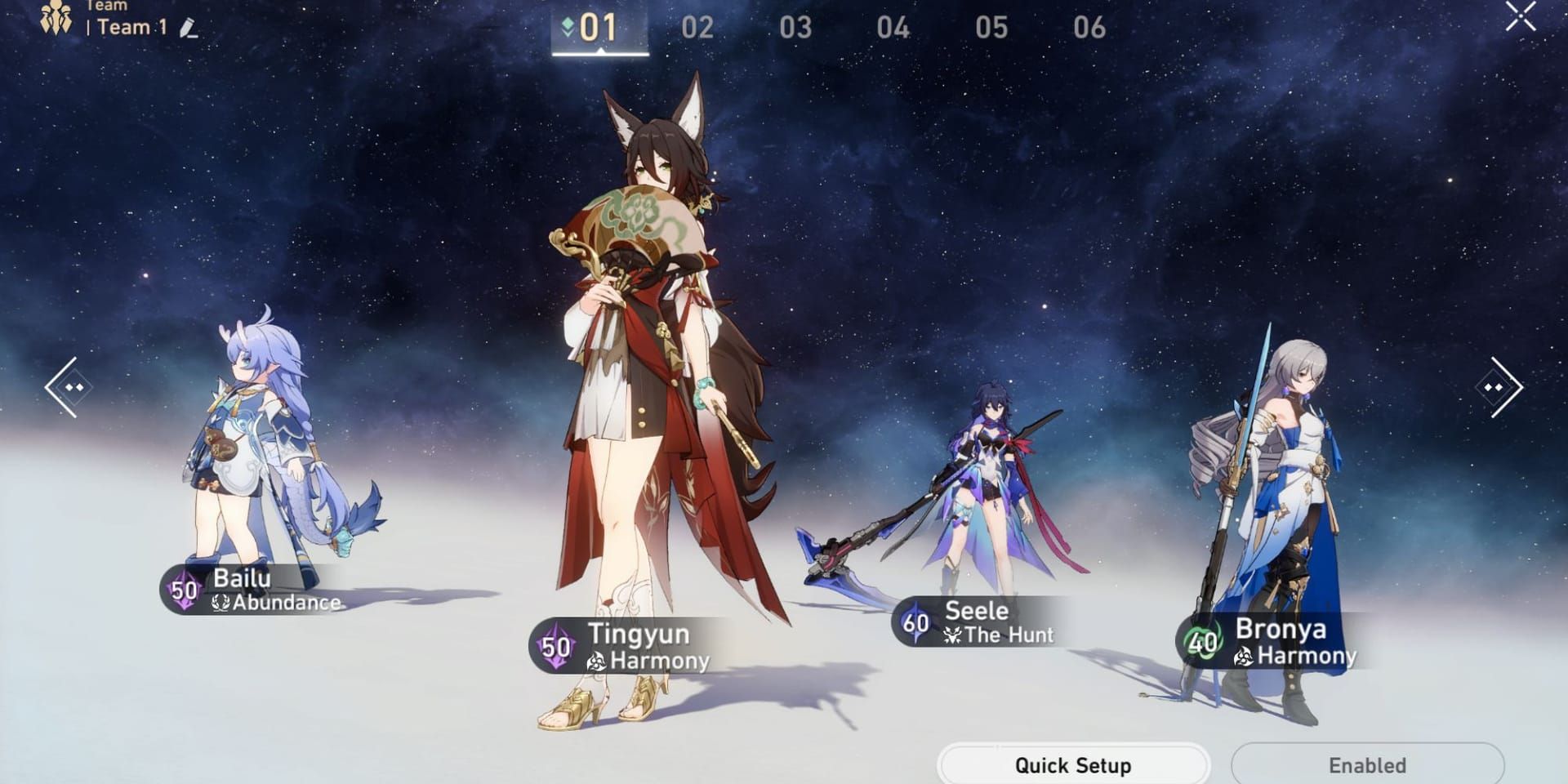 Recommended team composition featuring Hysilens, Kafka, Black Swan, and Huohuo