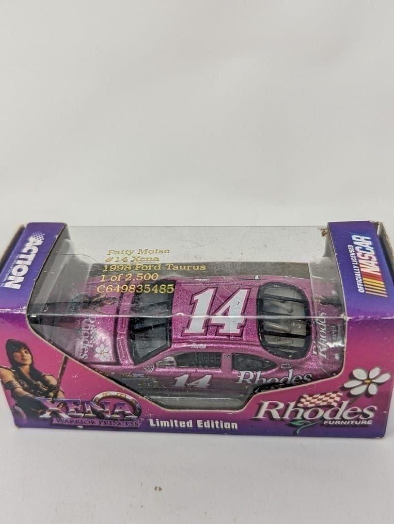 Xena Live Super Car gift equipment costing 680,000 coins