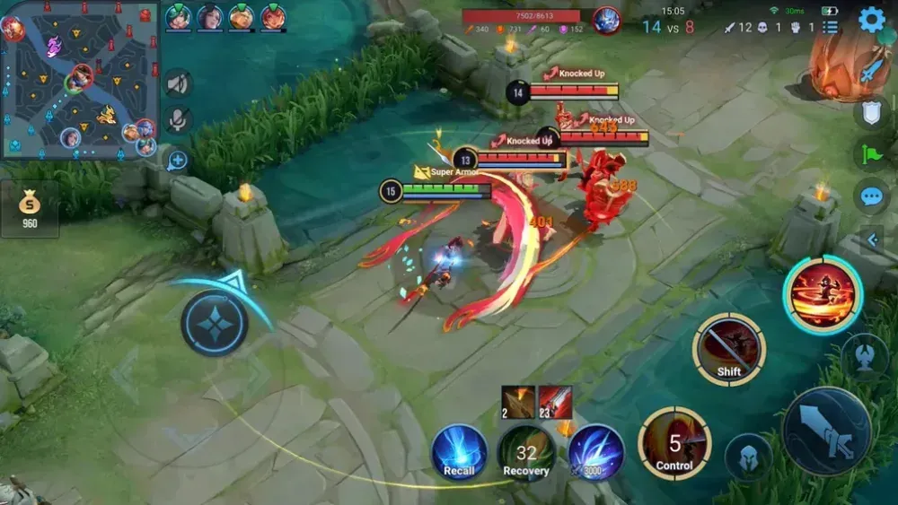 Honor of Kings gameplay showing standard touch control interface during battle